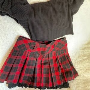 Cute Plaid Skirt with black short shirt.